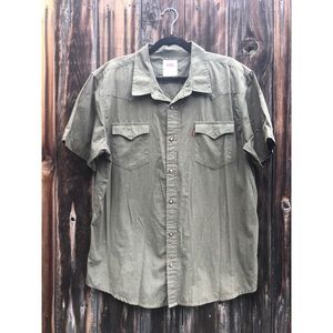 Levi’s Button Down